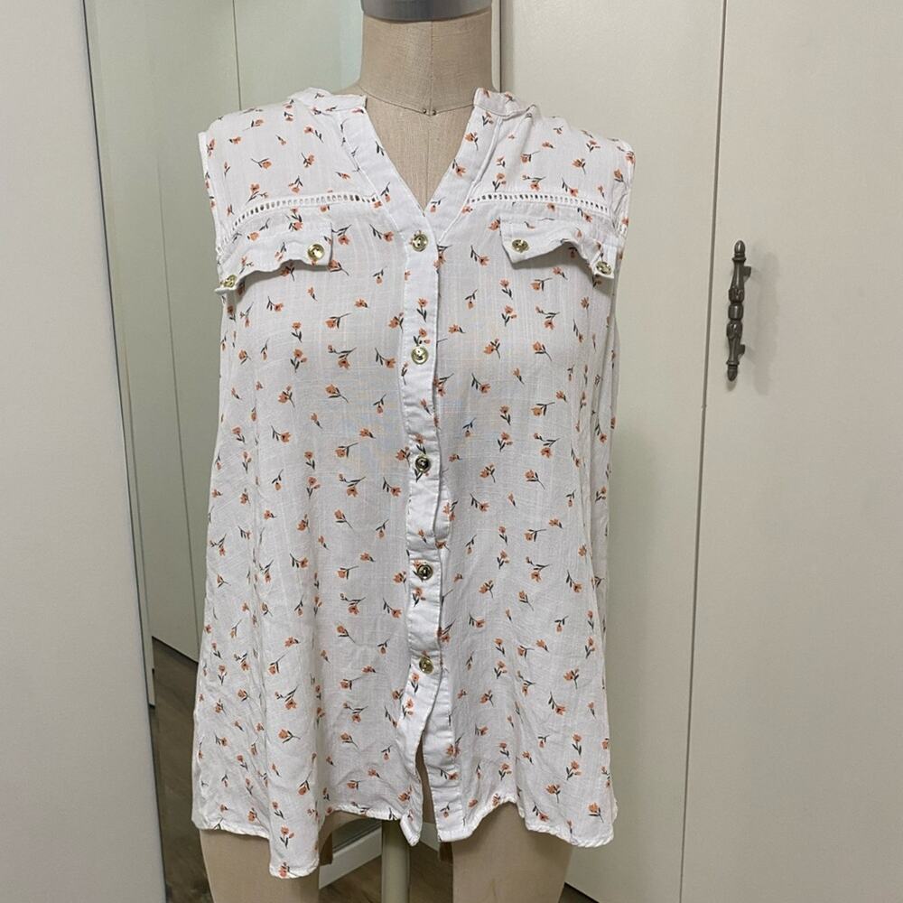 SirenLily Maternity Women's White Floral Sleeveless Button Down Blouse Large